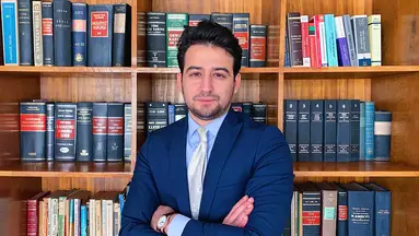 Av. Yunus Emre Öz profil fotoğrafı - Akdeniz, Mersin