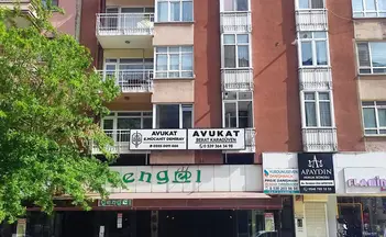 Av. Berat Karagüven profil fotoğrafı 6