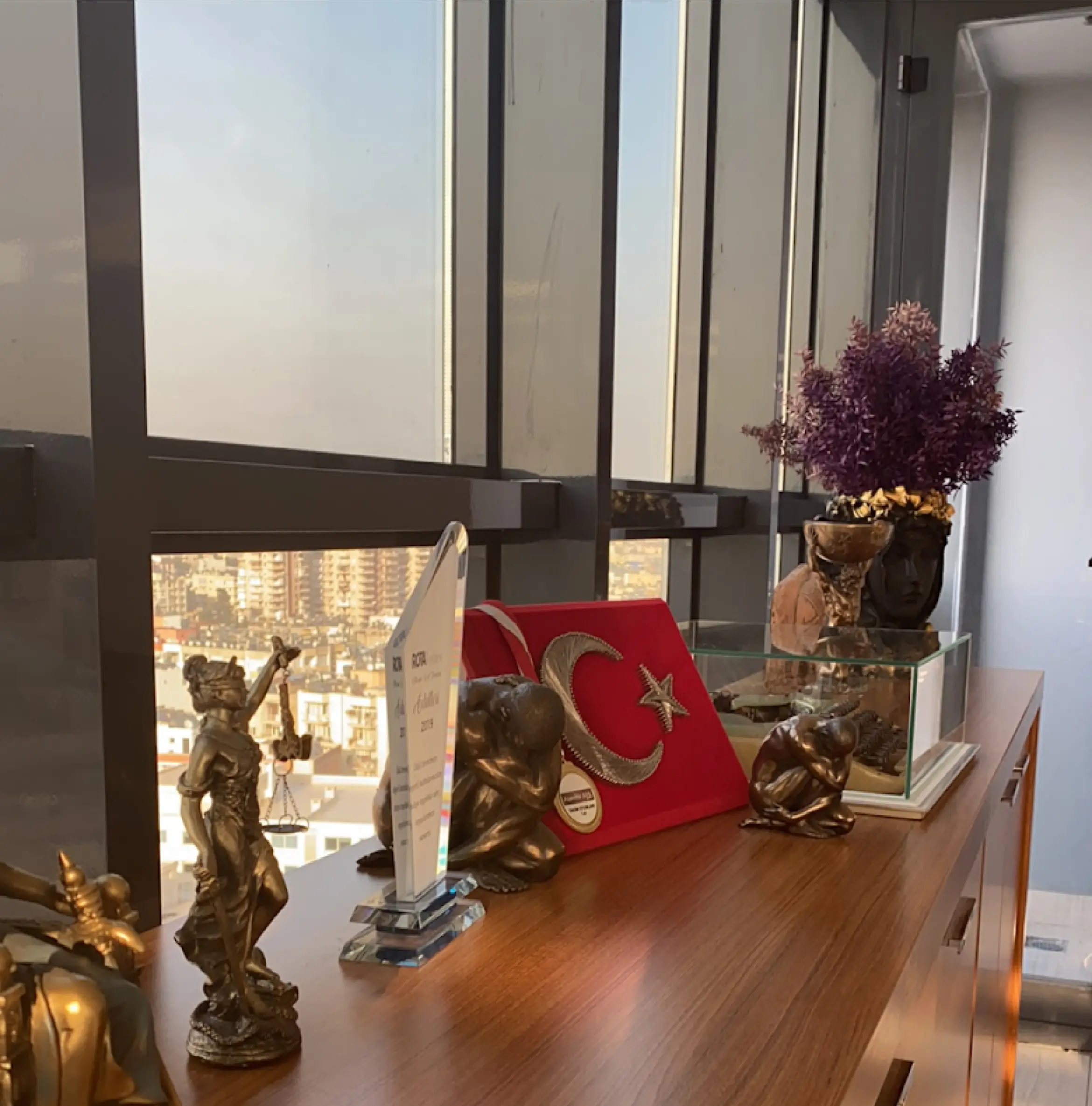 Tunç Sudi Tol Hukuk Bürosu hukuk bürosu fotoğrafı - Akdeniz, Mersin