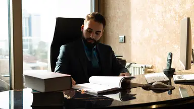 Öz Hukuk hukuk bürosu fotoğrafı 3 - Bayraklı, İzmir
