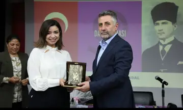Av. İpek Kul profil fotoğrafı 14 - Bayraklı, İzmir