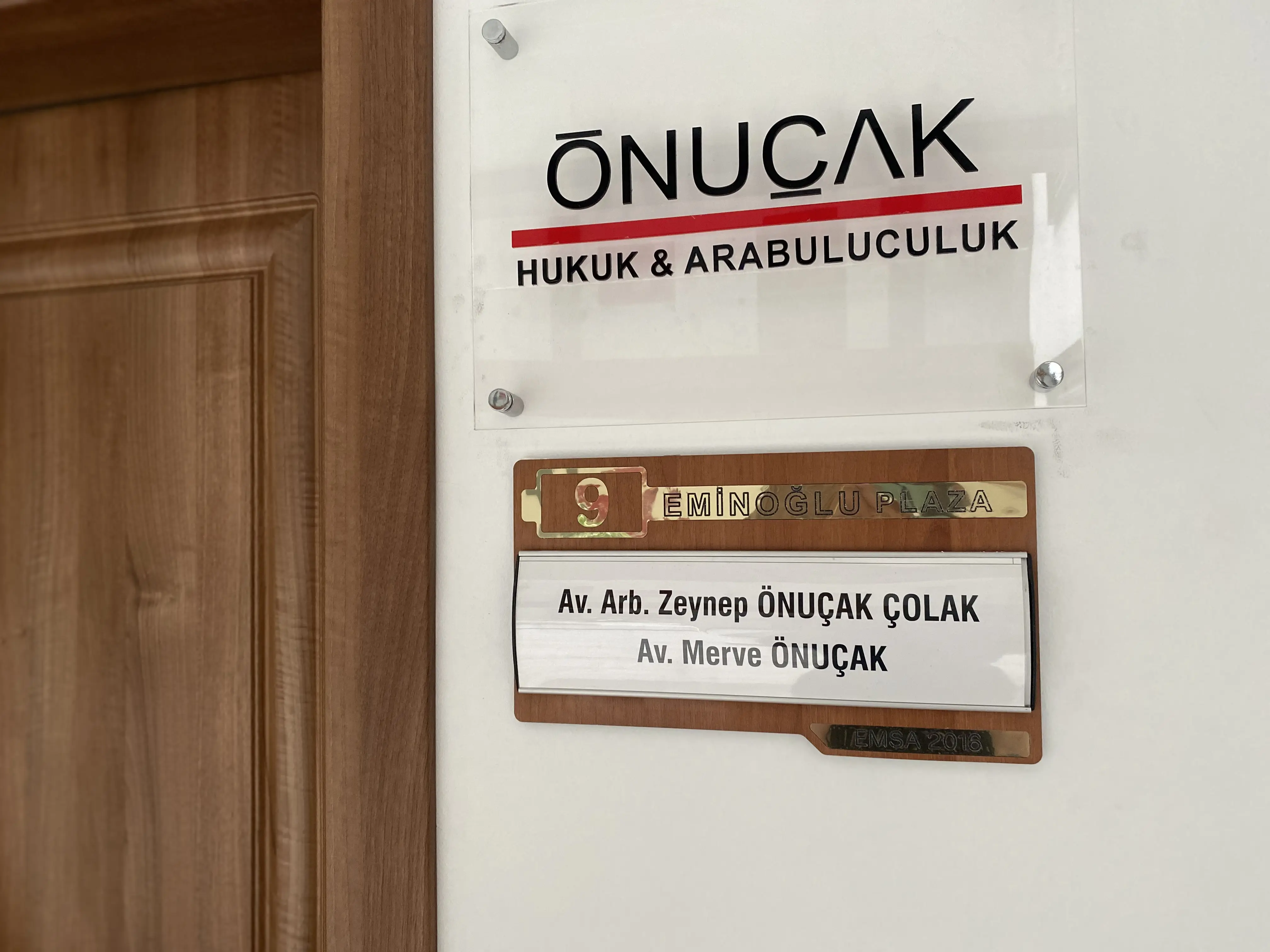 Önuçak Hukuk & Arabuluculuk hukuk bürosu fotoğrafı - Bayraklı, İzmir