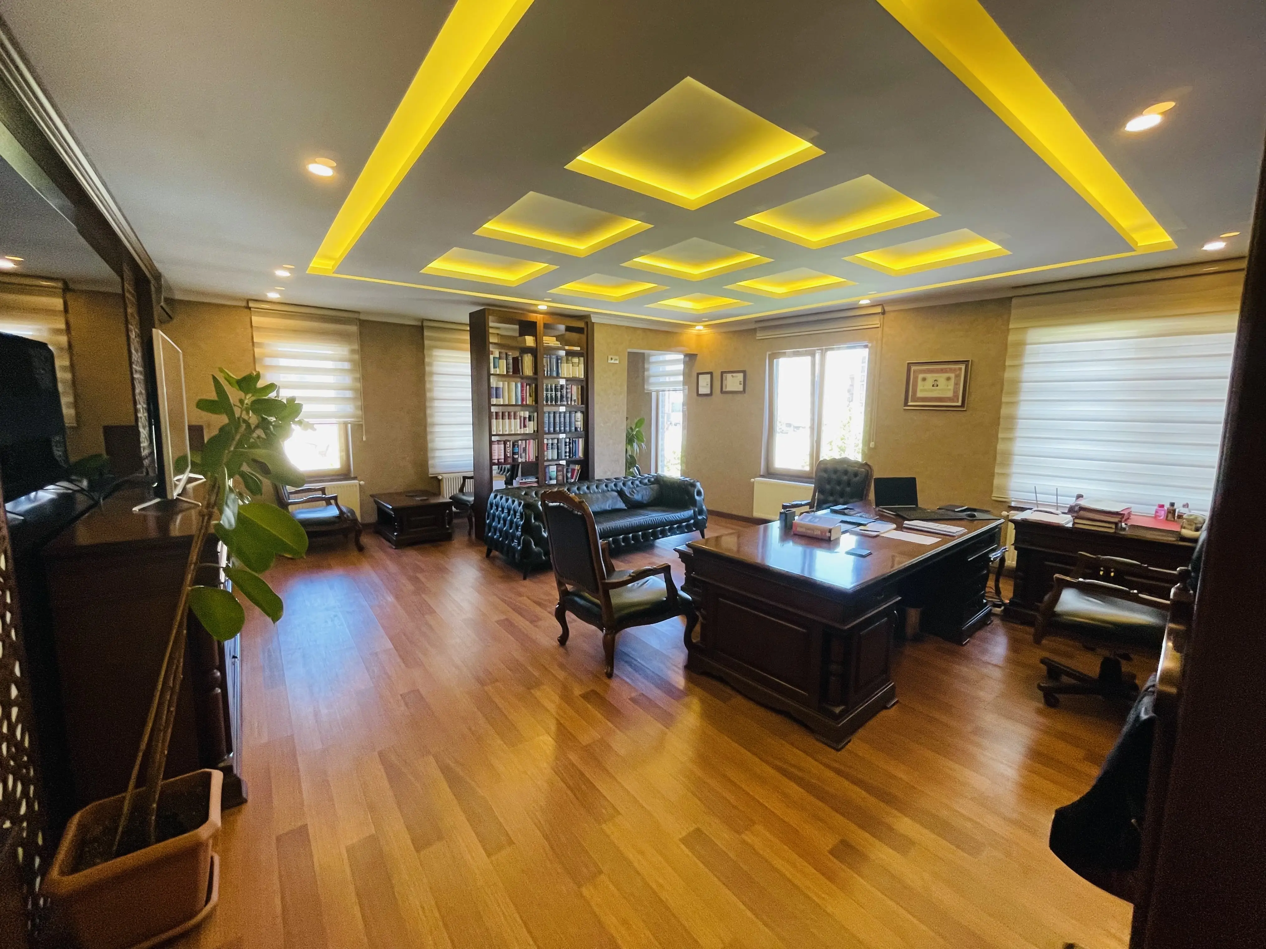 Ahmet Emin Güneş Hukuk Bürosu hukuk bürosu fotoğrafı - Kırşehir, Kırşehir