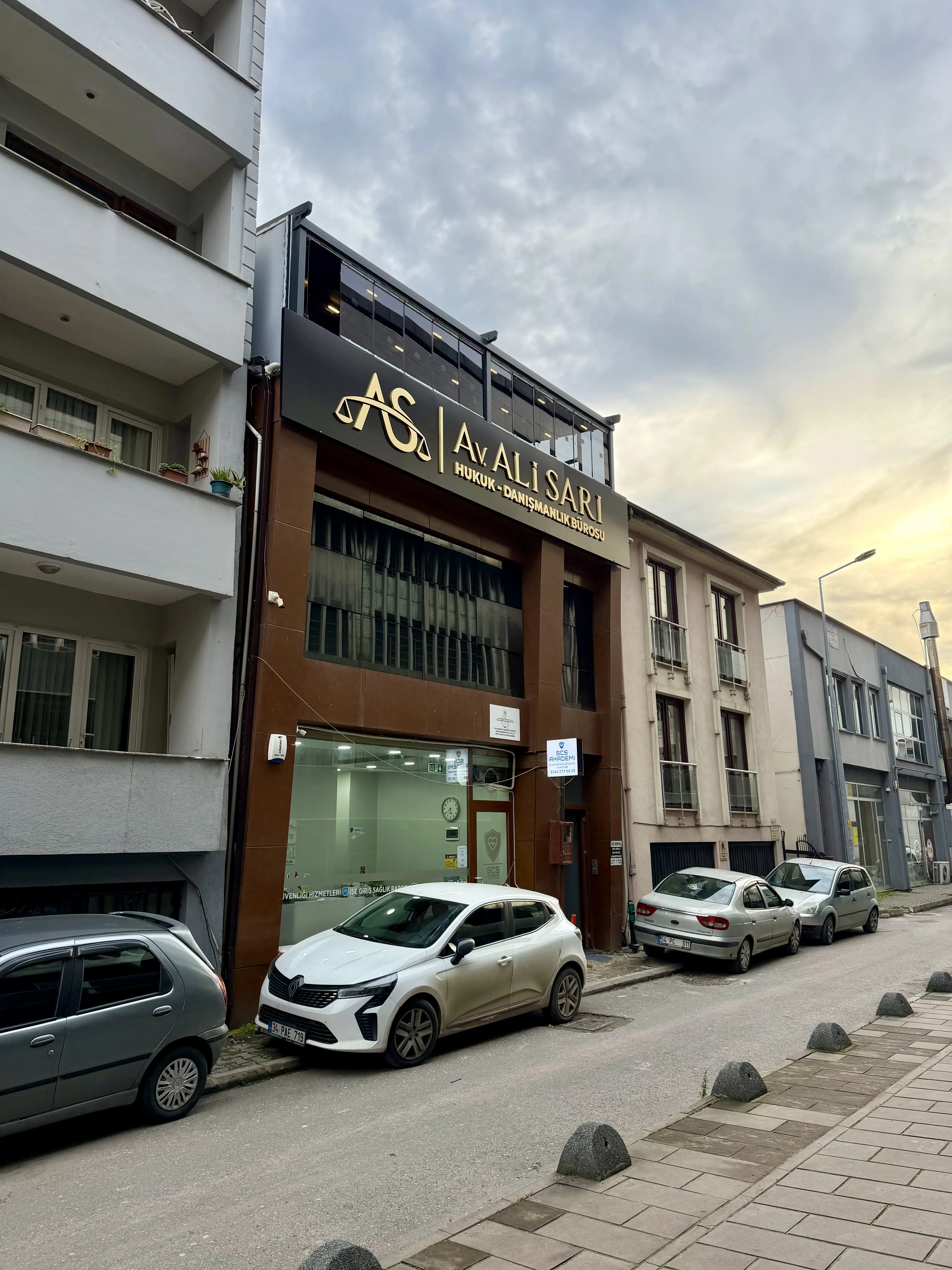 Av. Ali Sarı Hukuk & Danışmanlık Bürosu hukuk bürosu fotoğrafı - Adapazarı, Sakarya