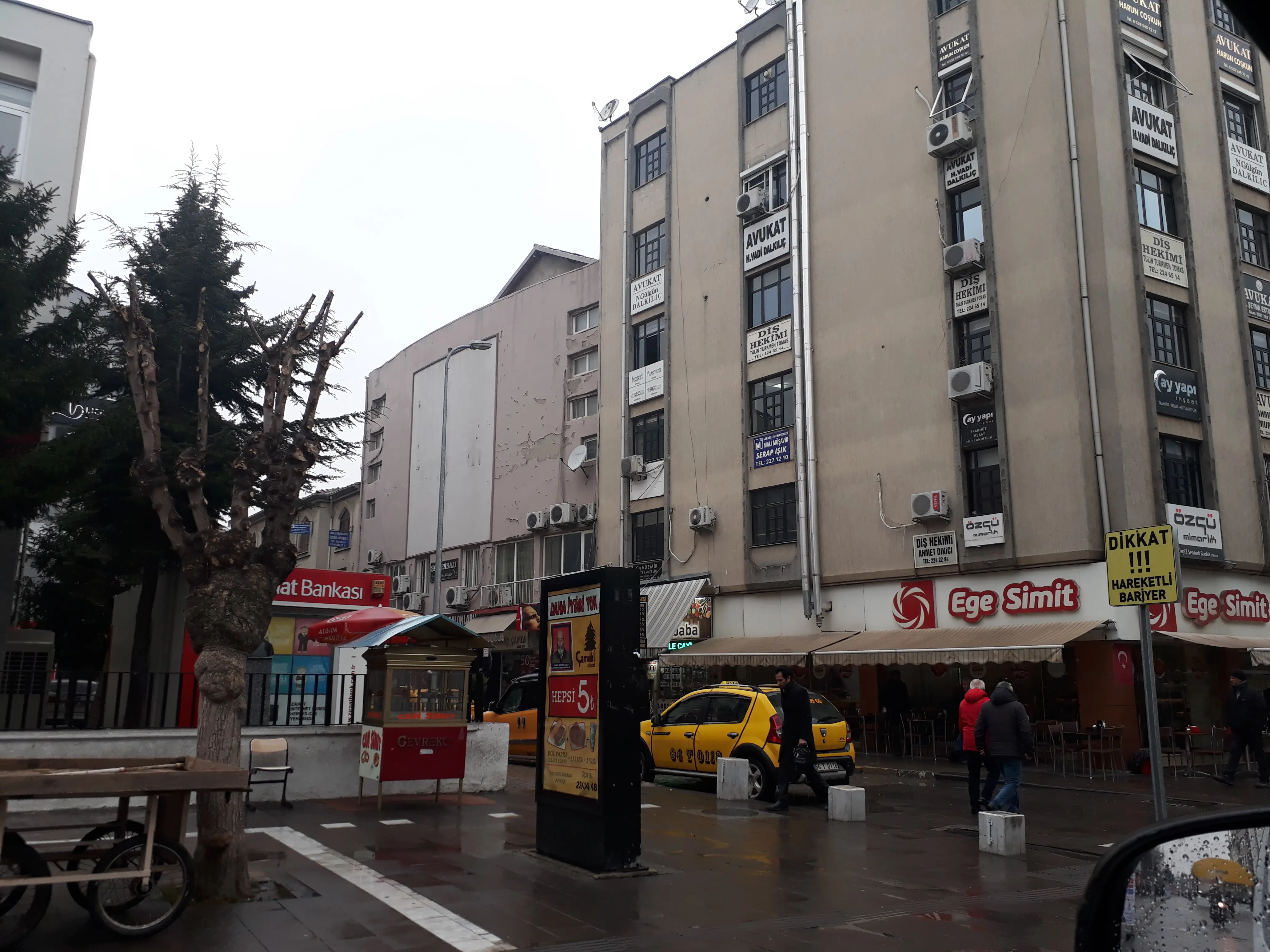 Av. Hüseyin Vadi Dalkılıç profil fotoğrafı - Uşak, Uşak