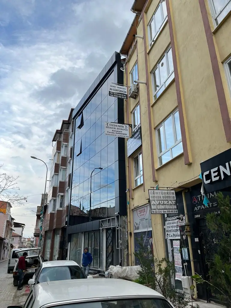 Av. Funda Özdemir Peker profil fotoğrafı - Uşak, Uşak