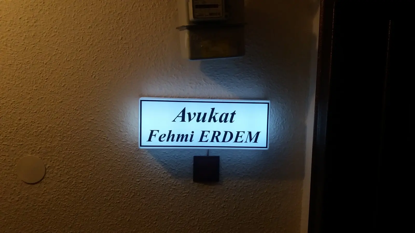 Av. Fehmi Erdem profil fotoğrafı - Çankaya, Ankara