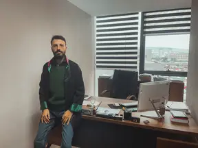 Av. Lütfi Kurt profil fotoğrafı 9 - Bayraklı, İzmir