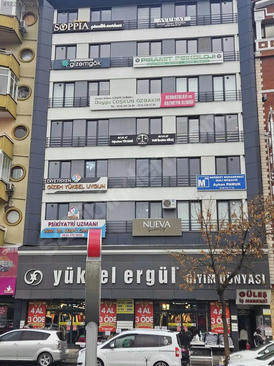 Av. Ahmet Rüştü Akyüz profil fotoğrafı - Isparta, Isparta