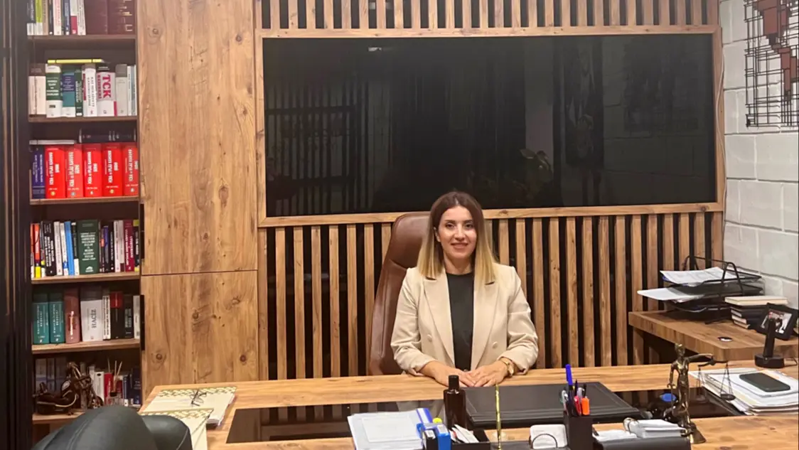 Av. Birsen Öznur İşçi profil fotoğrafı - İstanbul