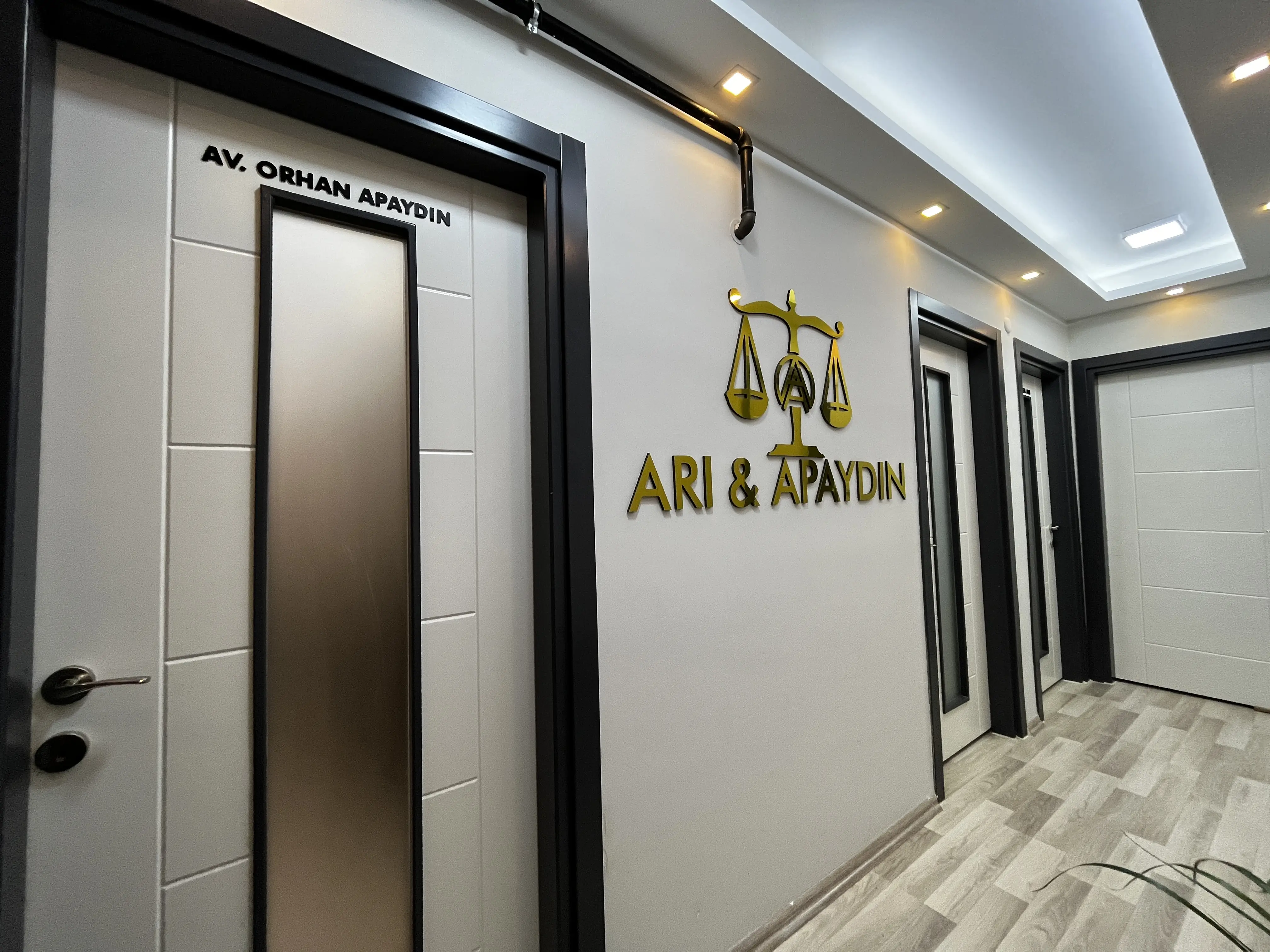 Arı & Apaydın Hukuk Bürosu hukuk bürosu fotoğrafı - Aydın, Aydın