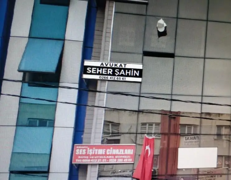 Av. Seher Şahin profil fotoğrafı - Burhaniye, Balıkesir