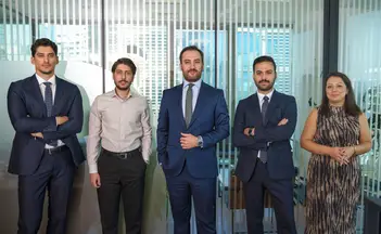 Av. Alper Çetin profil fotoğrafı - Bayraklı, İzmir