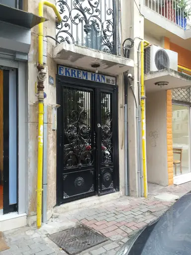 Av. Deniz Yağmur profil fotoğrafı - Karşıyaka, İzmir