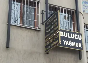 Av. Deniz Yağmur profil fotoğrafı 2 - Karşıyaka, İzmir