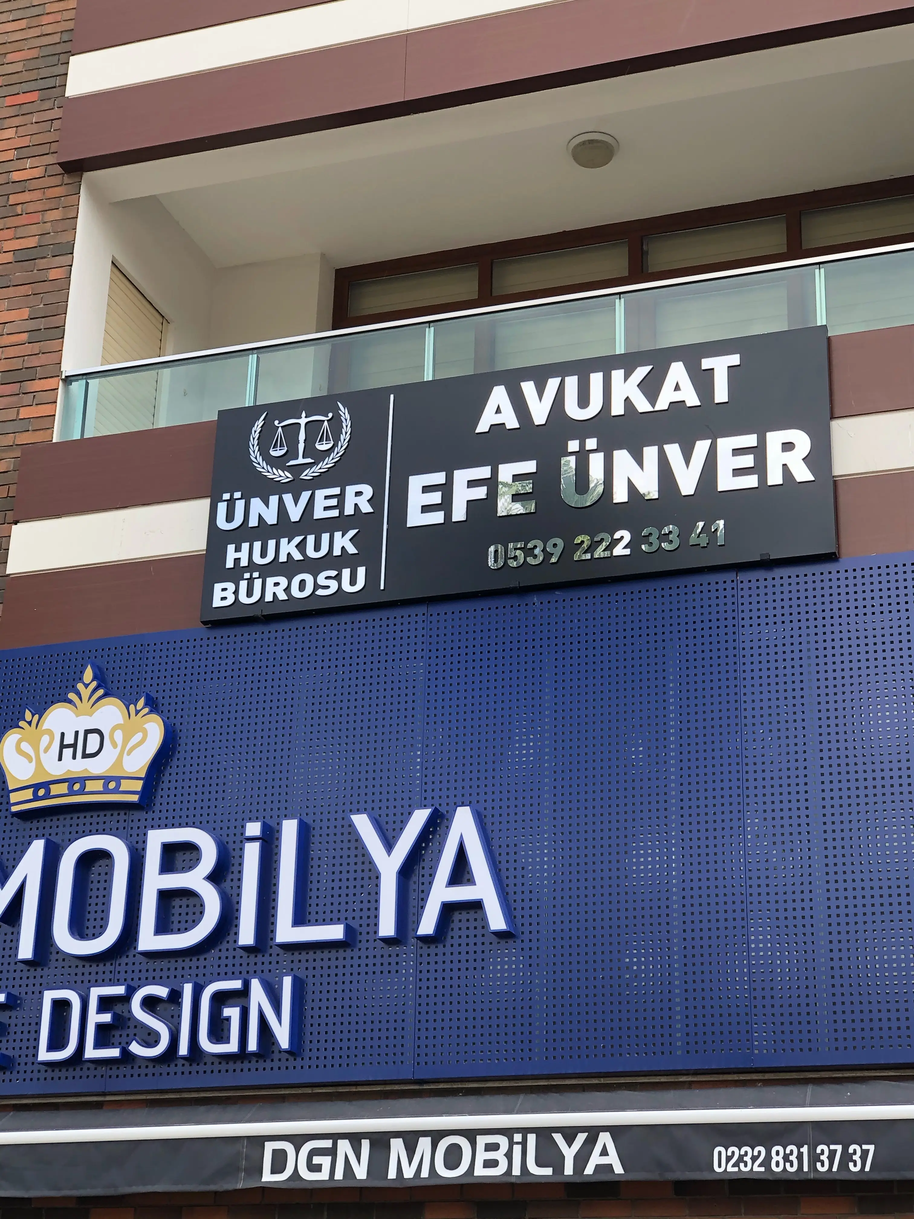 Av. Efe Ünver profil fotoğrafı - Menemen, İzmir