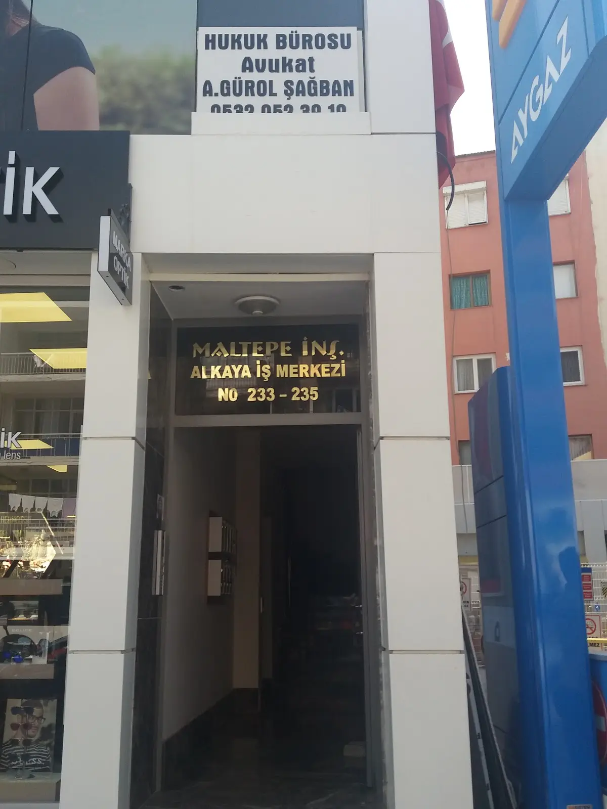 Av. A. Gürol Şağban profil fotoğrafı - Narlıdere, İzmir