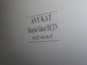 Av. Hüseyin Yüksel Biçen profil fotoğrafı 2 - Urla, İzmir