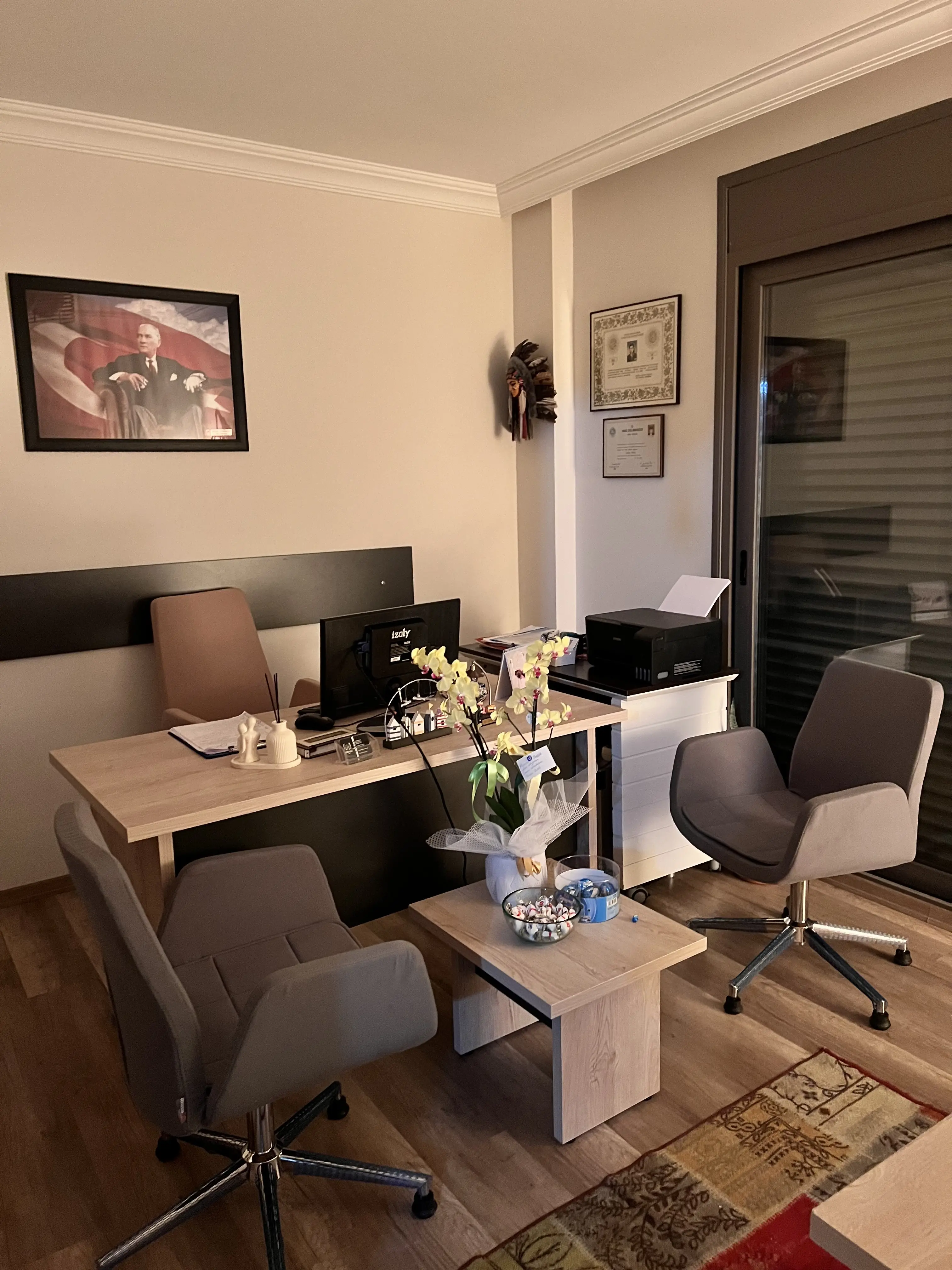 Av. Zehra Ovalı profil fotoğrafı - Marmaris, Muğla