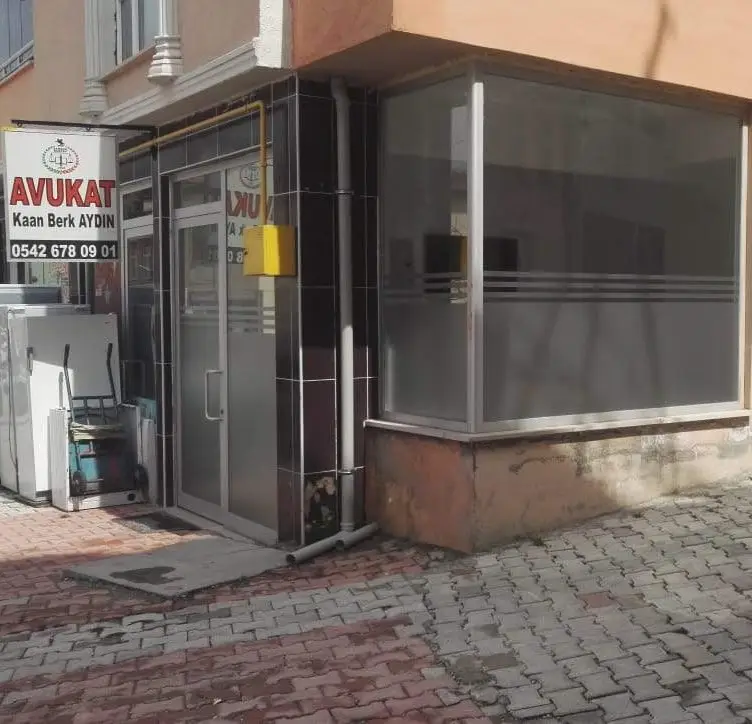 Av. Arb. Kaan Berk Aydin profil fotoğrafı - Kavak, Samsun