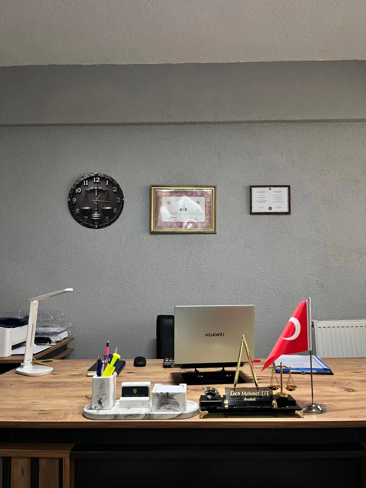 Av. Eren Mehmet Efe profil fotoğrafı - Eyüp, İstanbul