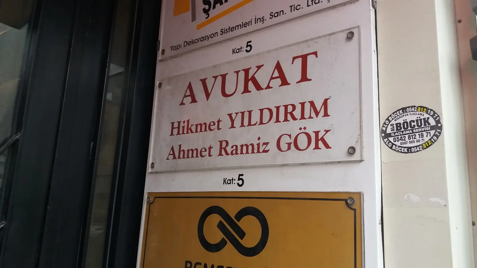 Av. Hikmet Yıldırım profil fotoğrafı - Ümraniye, İstanbul