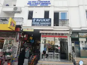 Av. Emine Sandıkçı profil fotoğrafı - Kaş, Antalya